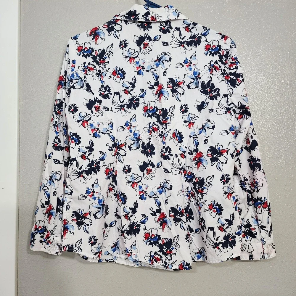 Christopher &‎ Banks Floral Print Button Down Long Sleeve Size Petite Medium